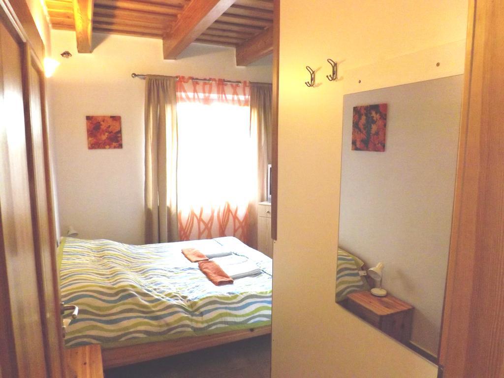Napos Vendeghaz Hotel Gyor Exterior photo